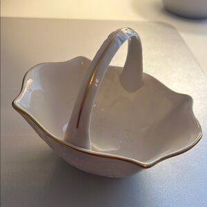 ❌TEMPORARILY UNAVAILABLE❌ Lenox Porcelain Basket with Gold Trim